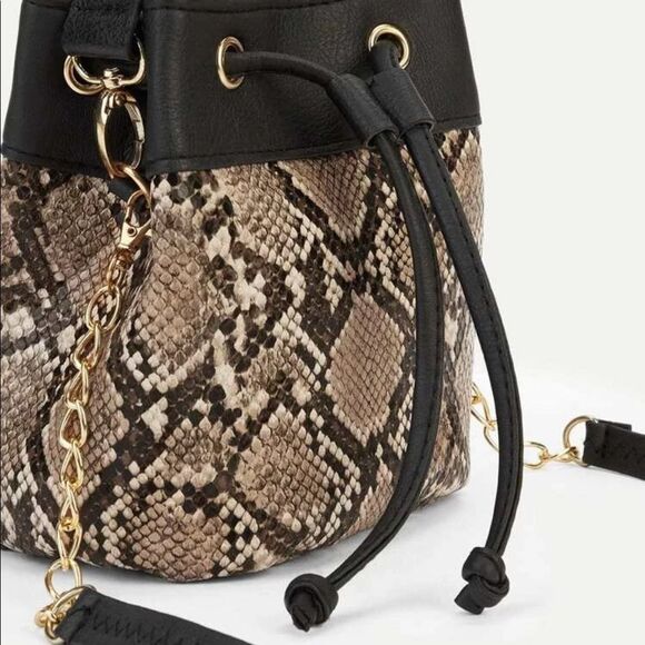 Small Bucket Bag Shoulder Strap - Picture 3 of 4